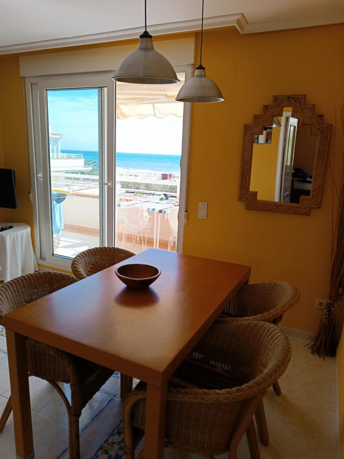Apartamentos Marineu Cala Josep Alcoceber Exterior photo